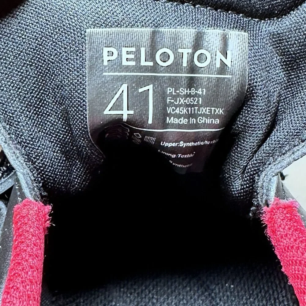 Peloton Cycling Shoes Unisex Size 41 Black Red Cleats Included Indoor Spin Bike